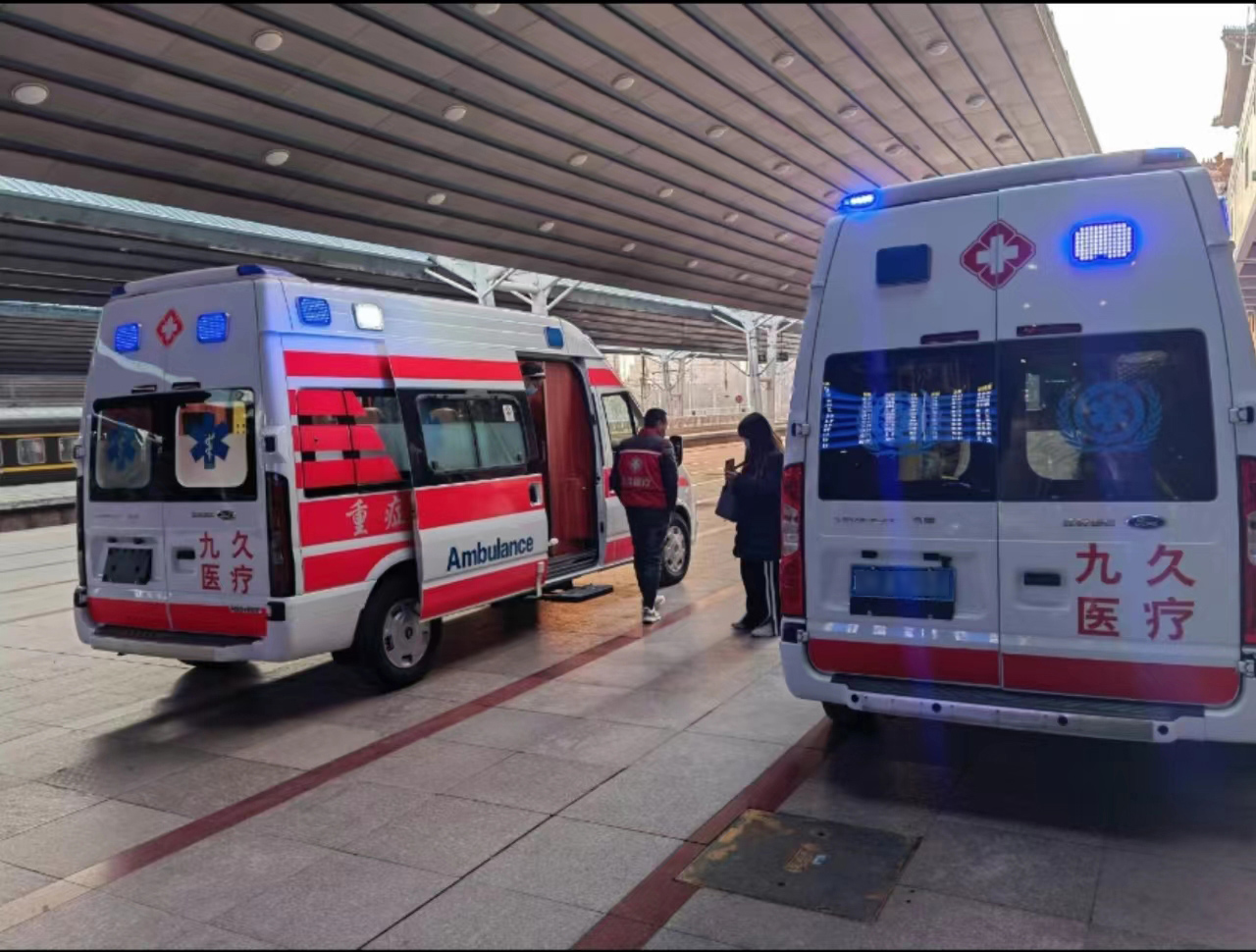 百色救护车长途转运